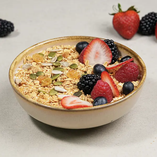 Granola & Yoghurt Bowl